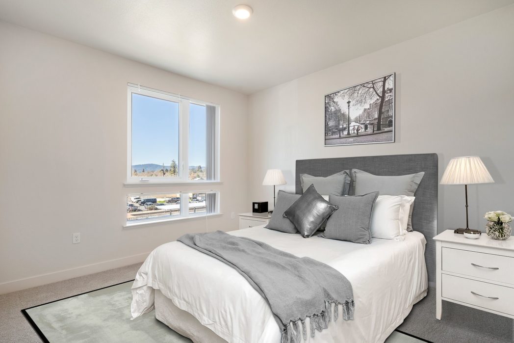 The Cannery Apartments bedroom